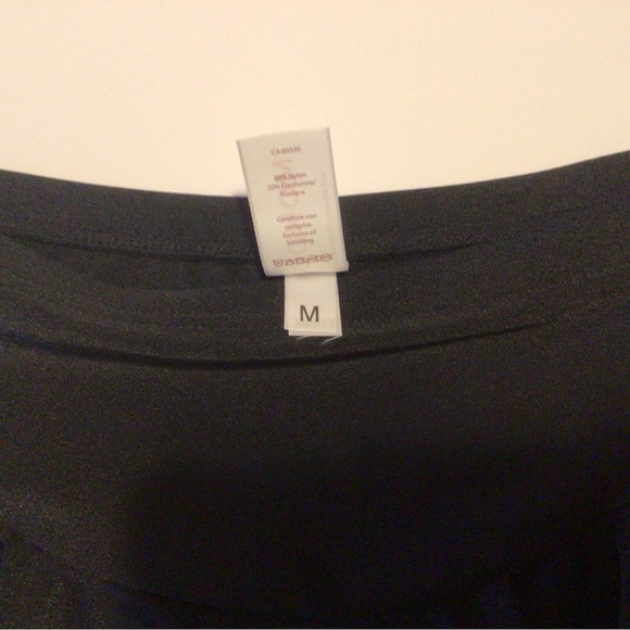 Mondor Figure Skating Skirt - Picture 3 of 5